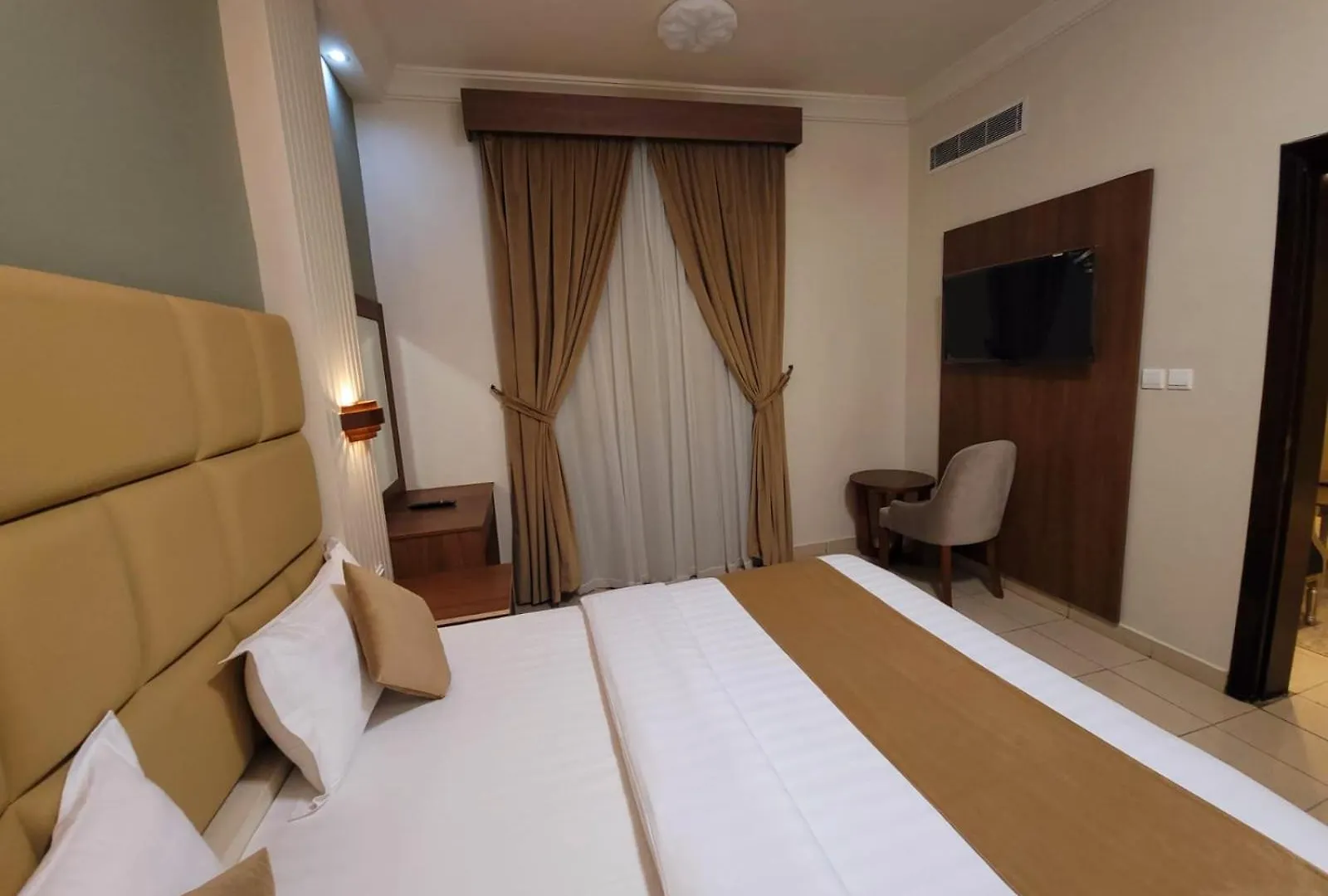 سفير جدة للشقق المخدومة Aparthotel